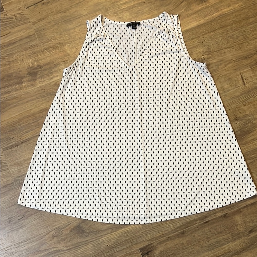 Polka Dot Sleeveless Top by Lane Bryant size 14-16